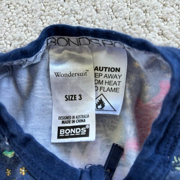 Bonds Wondersuit floral and butterfly pajama bundle - Picture 6 of 12